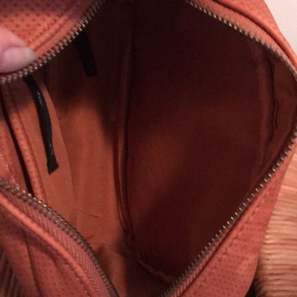 NWOT Anthropologie Small brown (cognac) crossbody - Picture 8 of 8